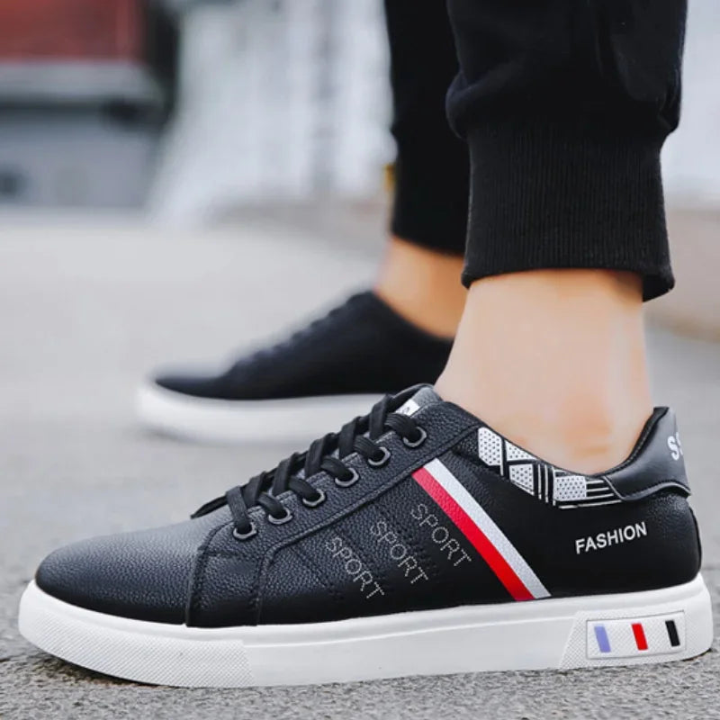 Men's Sneakers White Casual Shoes Lightweight Breathable Flats Fashion Lace-up Vulcanized Shoes Non Slip Outdoor Men Shoes Tenis