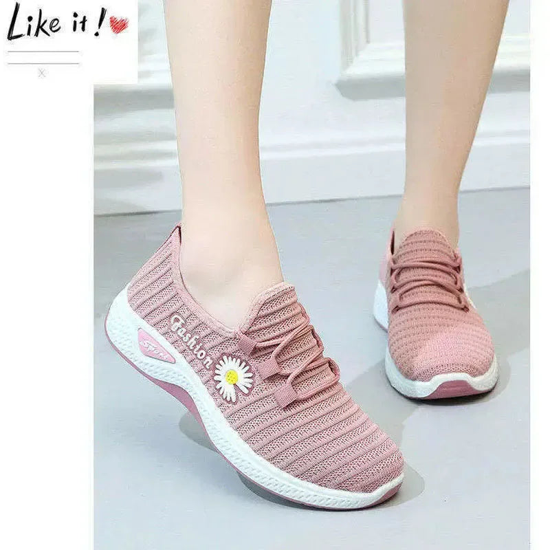 Women's Sneakers 2025 New Spring and Summer Fashion Versatile Soft Sole Lightweight Casual Running Shoes for Children