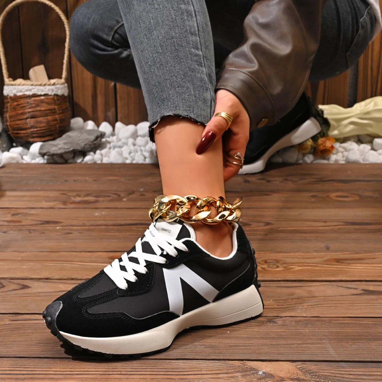 Women Sneakers 2025 New Casual Versatile Thick-soled Running Sneakers Women Fashionable High-quality Luxury Lace-up Shoes Women