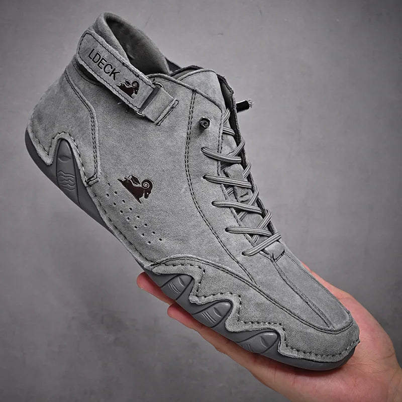 Men Sneakers 2022 New In Casual Shoes Male High Top Sneakers Winter Warm Designer Fashion Loafers Lace Up Shoes Men Ankle Boots