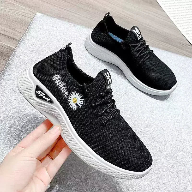 Women's Sneakers 2025 New Spring and Summer Fashion Versatile Soft Sole Lightweight Casual Running Shoes for Children