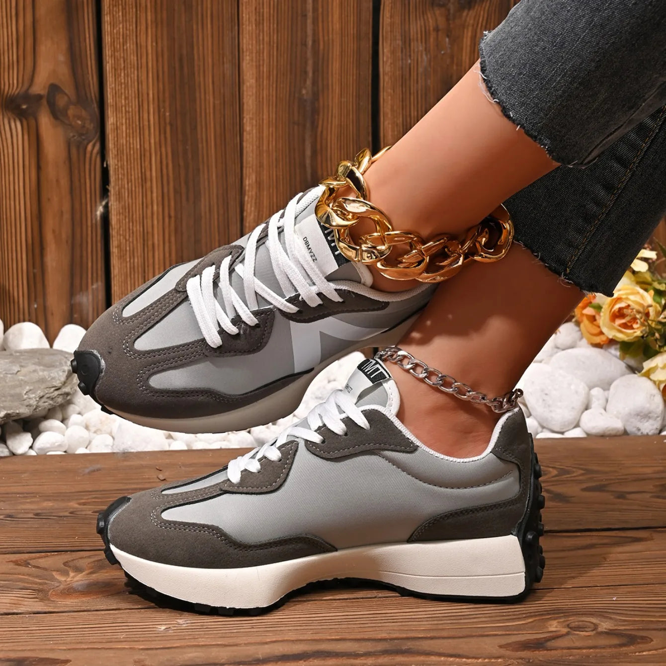 Women Sneakers 2025 New Casual Versatile Thick-soled Running Sneakers Women Fashionable High-quality Luxury Lace-up Shoes Women