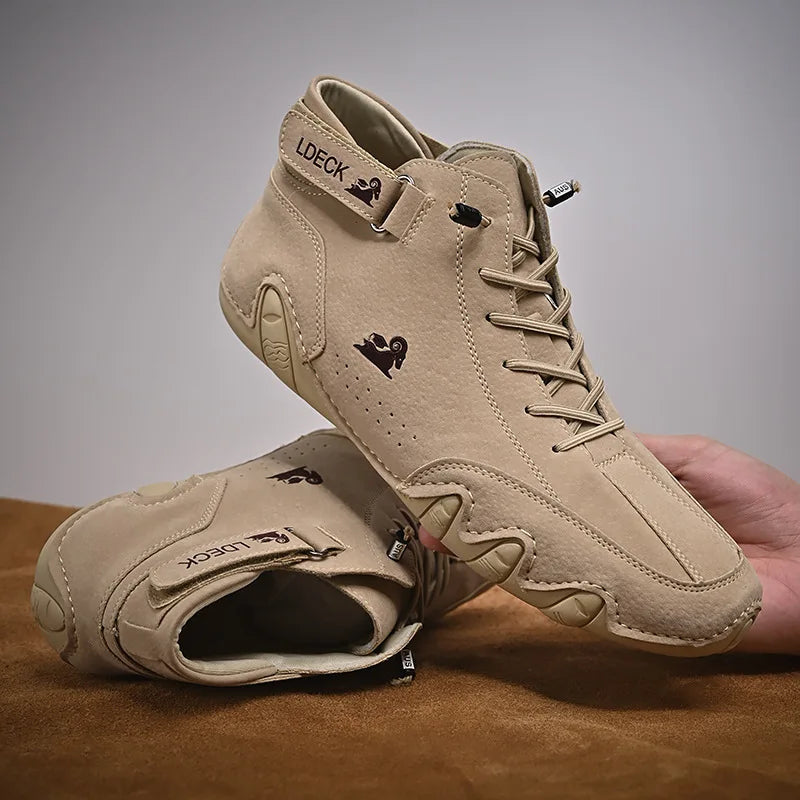 Men Sneakers 2022 New In Casual Shoes Male High Top Sneakers Winter Warm Designer Fashion Loafers Lace Up Shoes Men Ankle Boots